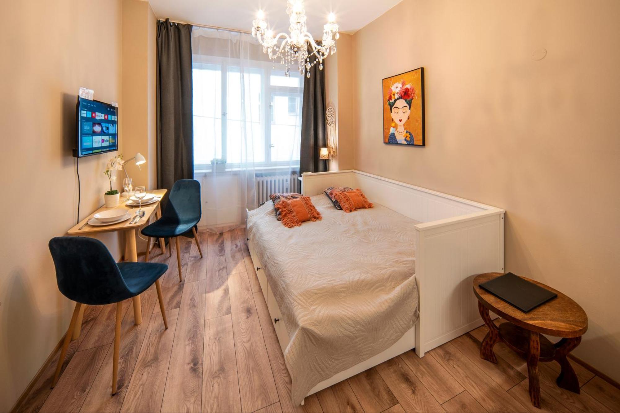 Studio Apartment - Tower Petrin プラハ エクステリア 写真